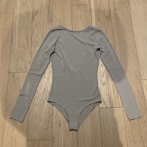 COMMUNITY Smithers Bodysuit in Ashen